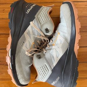 Salomon OUTpulse Mid GORE-TEX Hiking Boots - Men's
